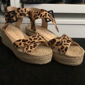 Sole Society BNIB ‘Audrina’ leopard print sandals